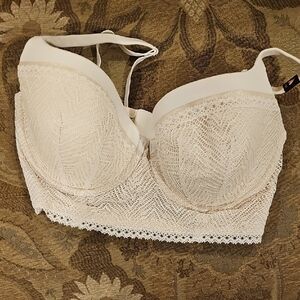 Victoria's Secret Cream Lace Bra